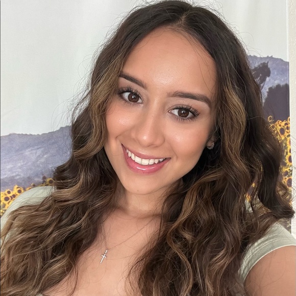 Meet your Posher, Dazarae - Picture 1 of 1